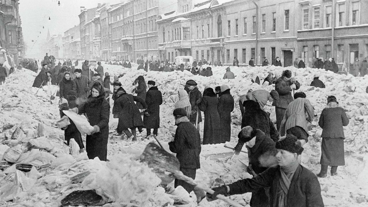 Leningrad. Stimmen einer belagerten Stadt