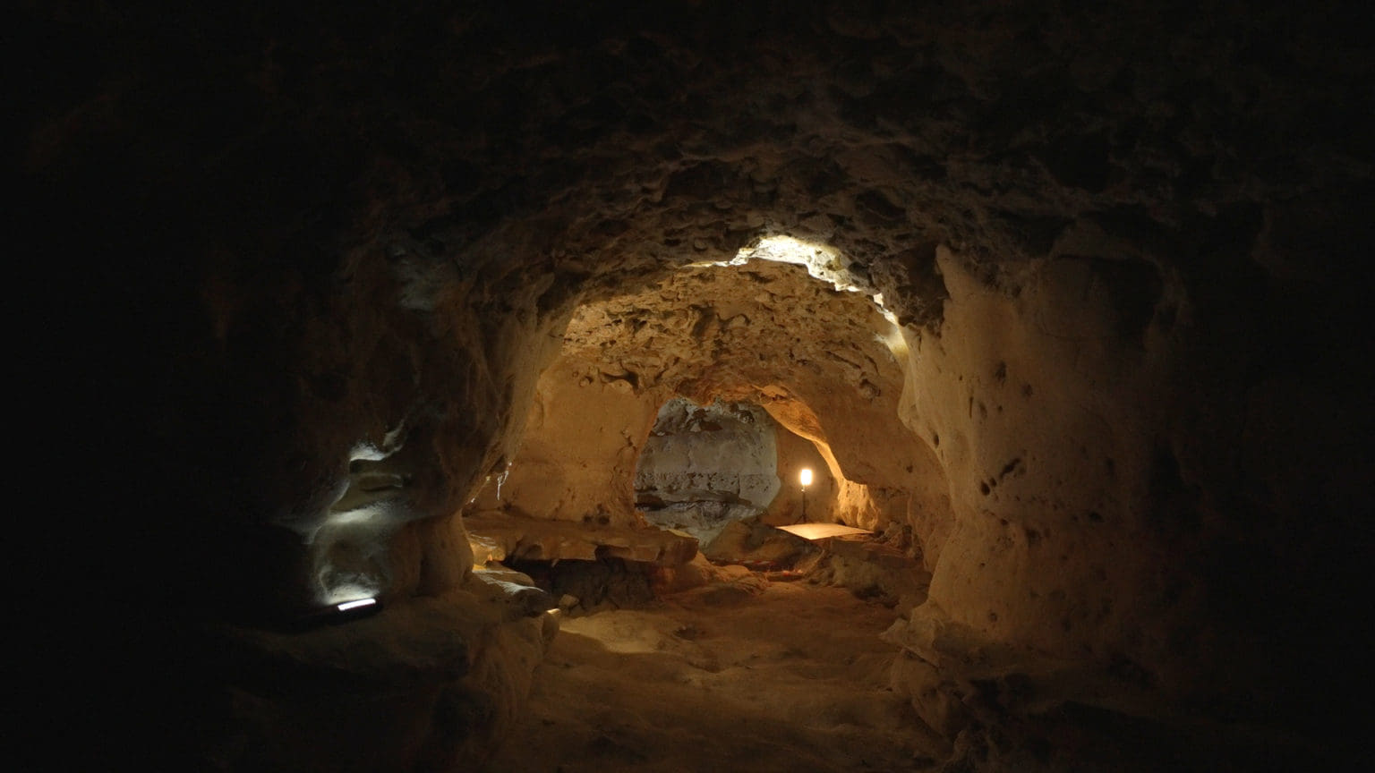 Der Neandertaler, erster Künstler der Menschheit?
