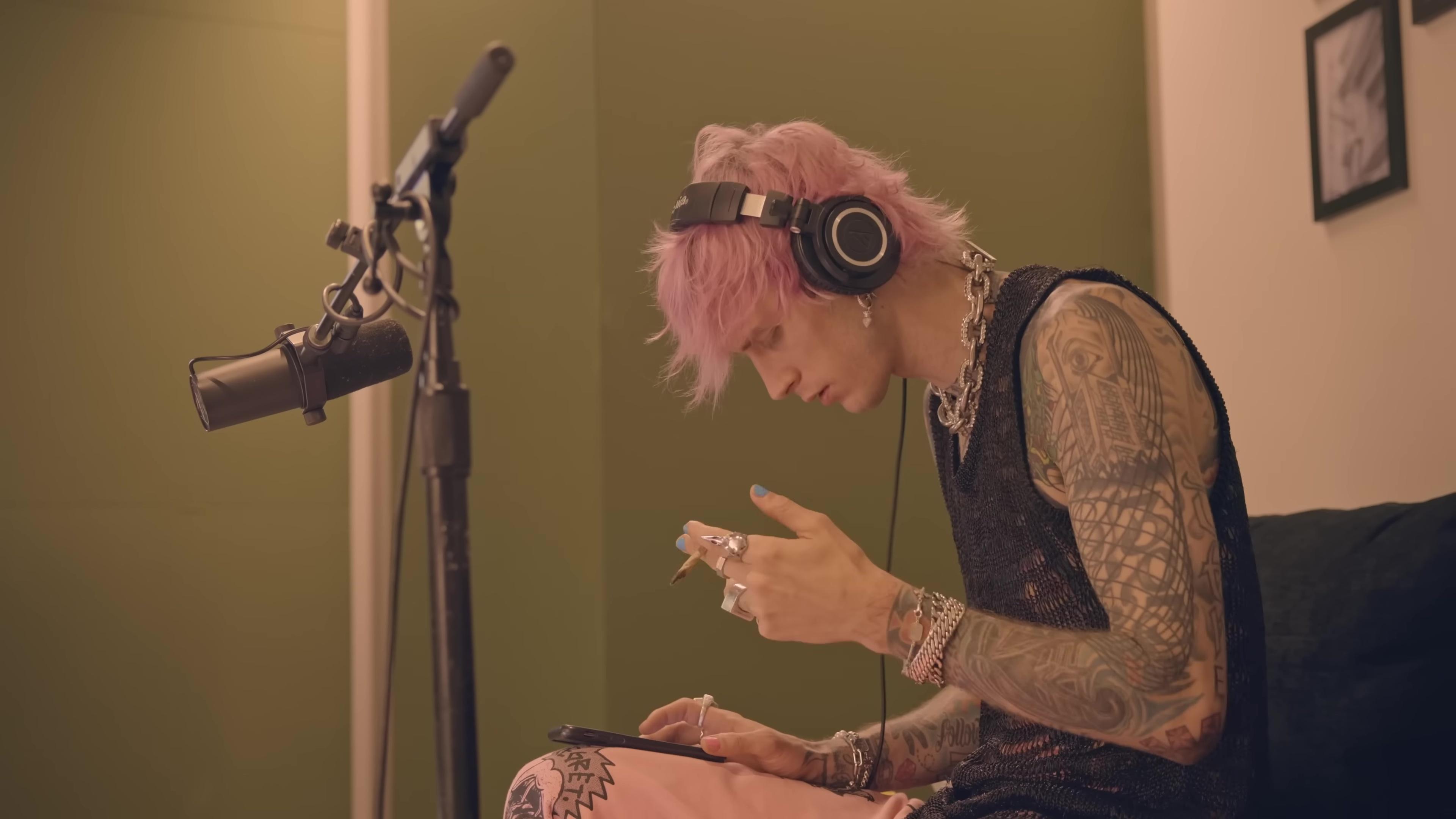 Machine Gun Kelly: Mainstream Sellout Live From Cleveland