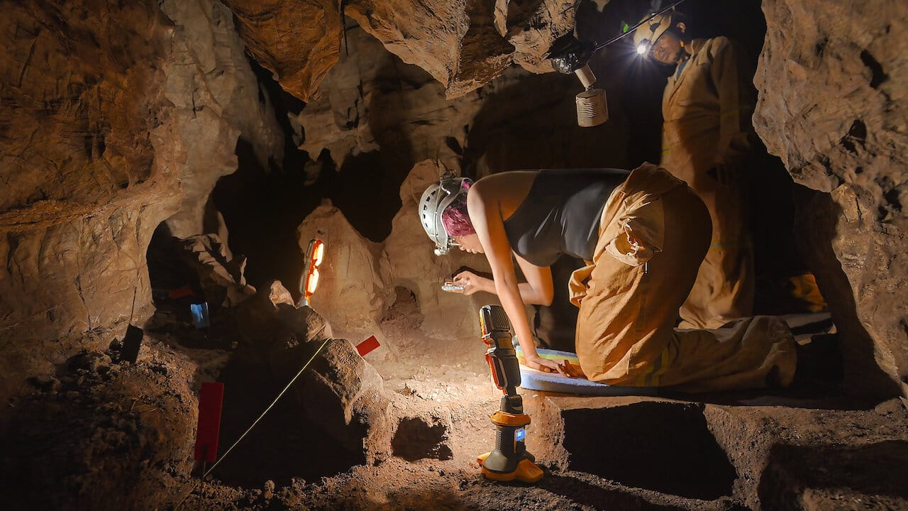 Unbekannt: Die Knochenhöhle