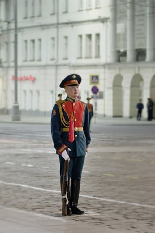 The Last Relic - Rebellisch. Russisch. Resigniert