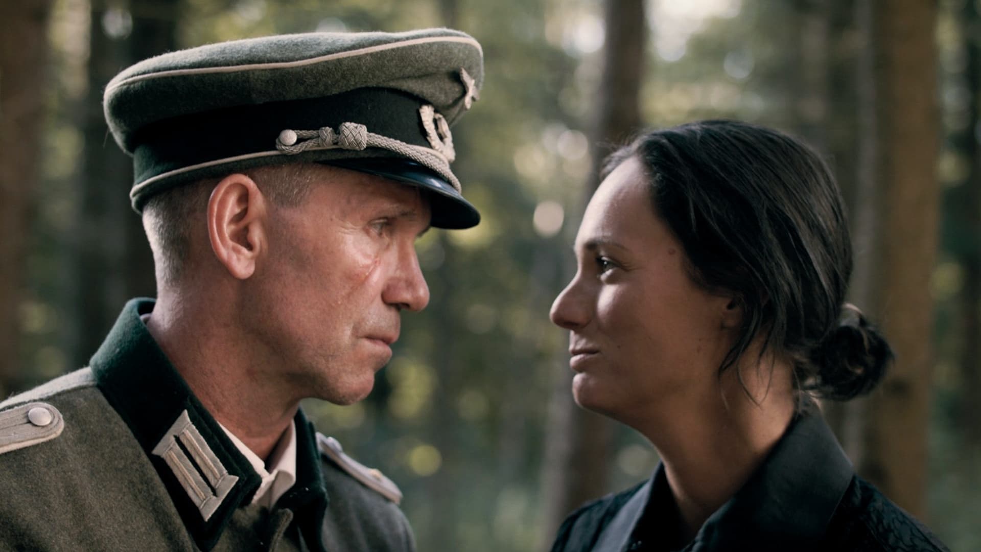 Betrayal: Zwischen den Fronten