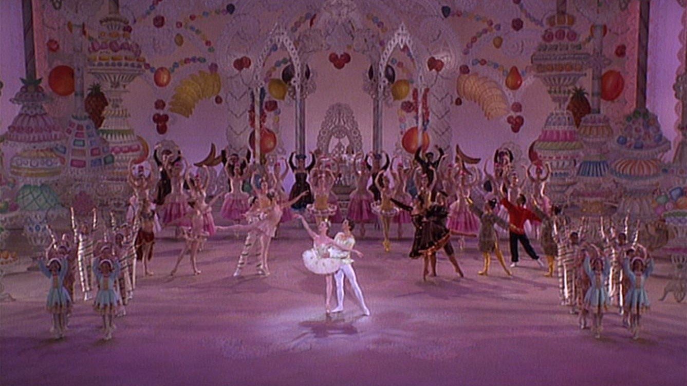 George Balanchine's Der Nussknacker