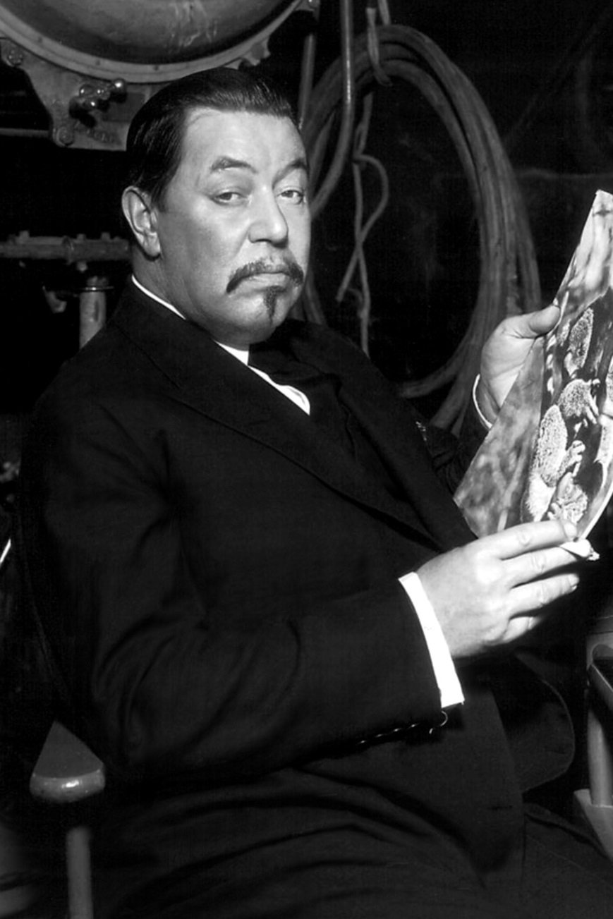 Charlie Chan in Paris