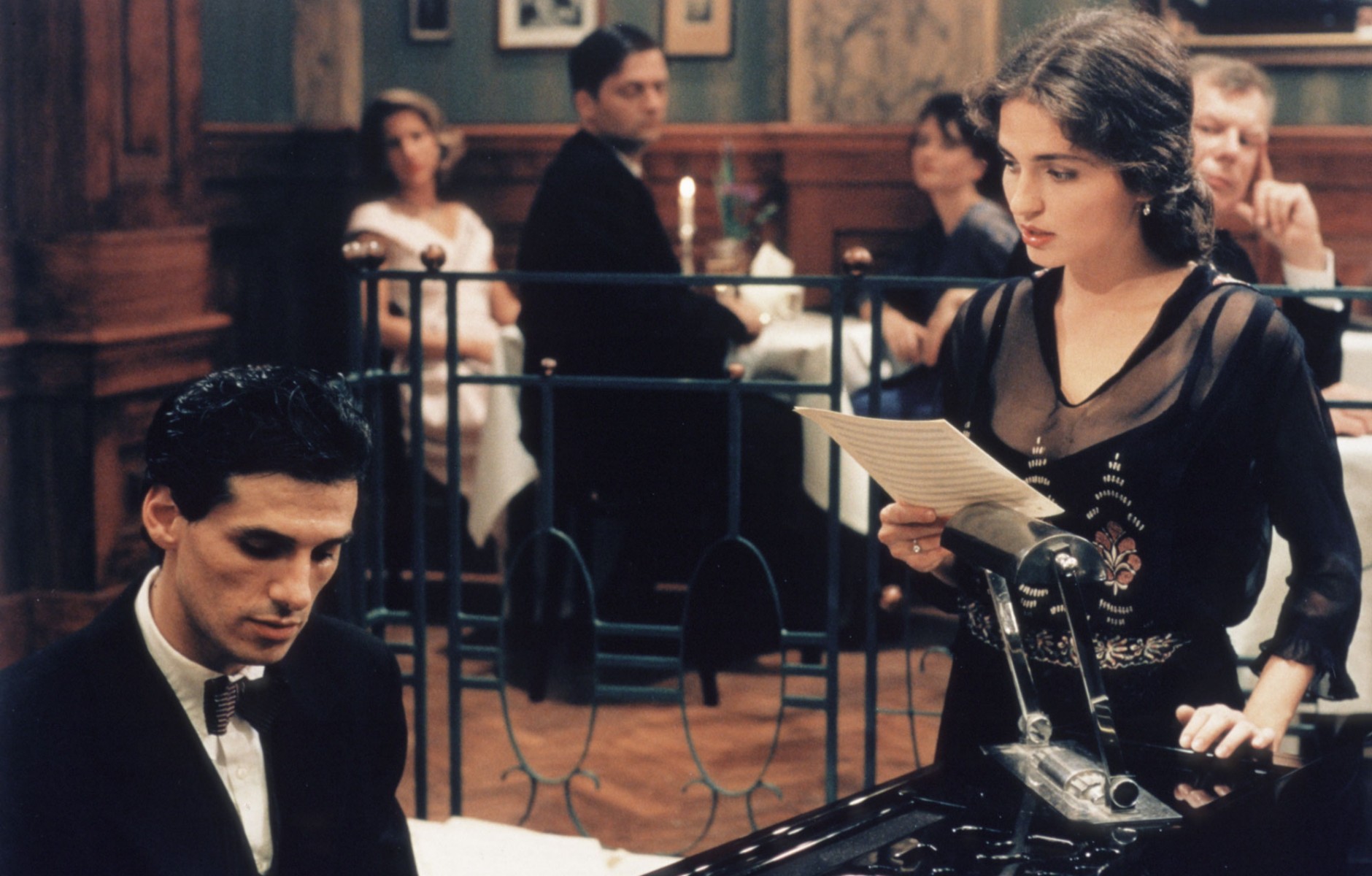 Gloomy Sunday - Ein Lied von Liebe und Tod
