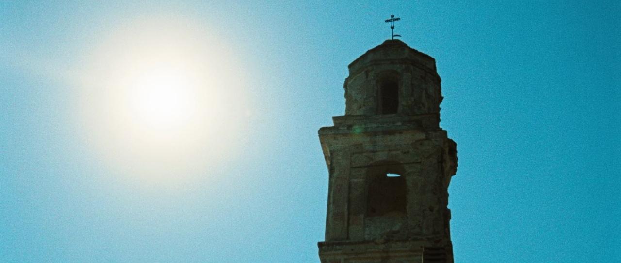 Leichen unter brennender Sonne
