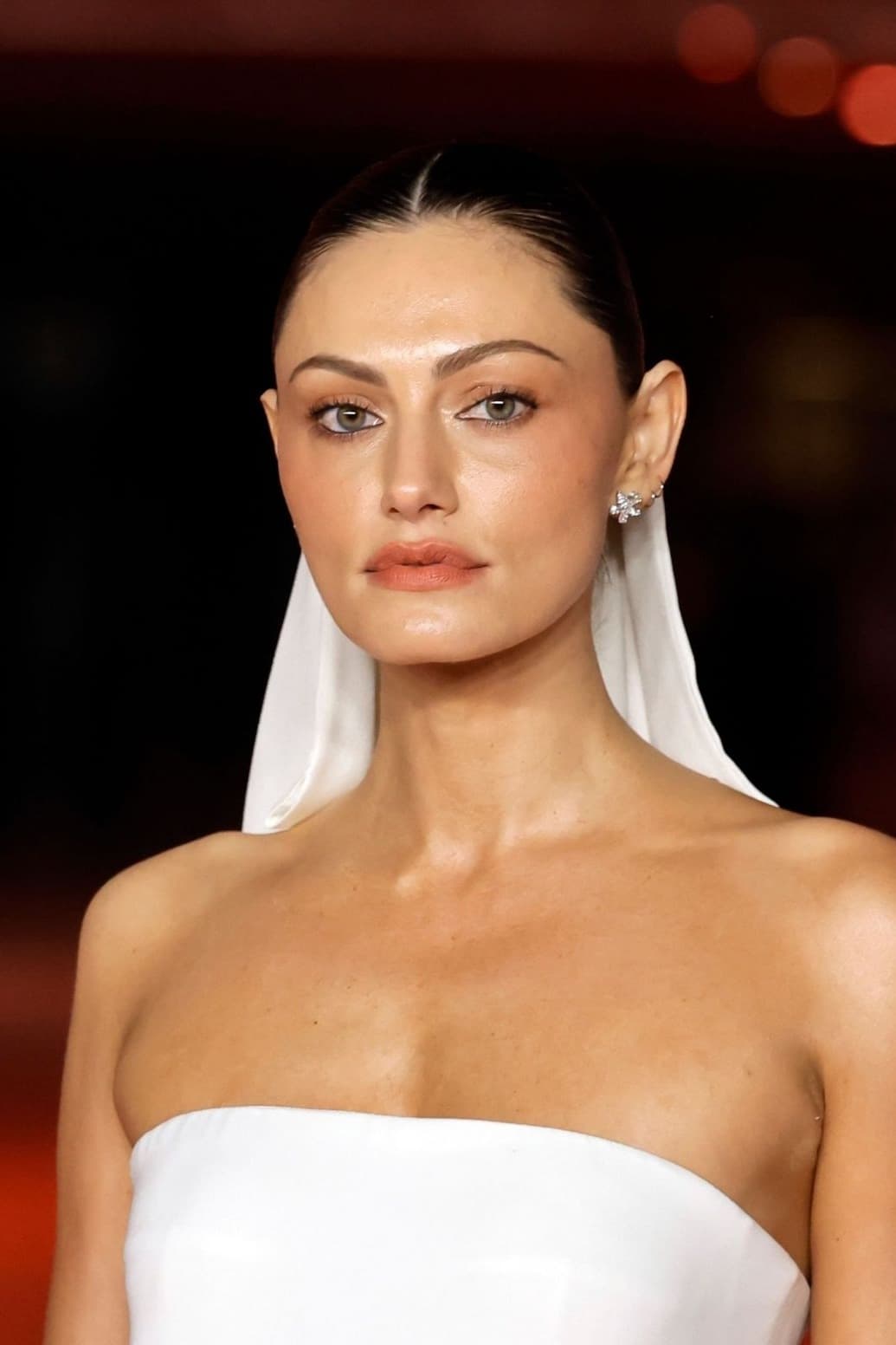 Bild von Phoebe Tonkin