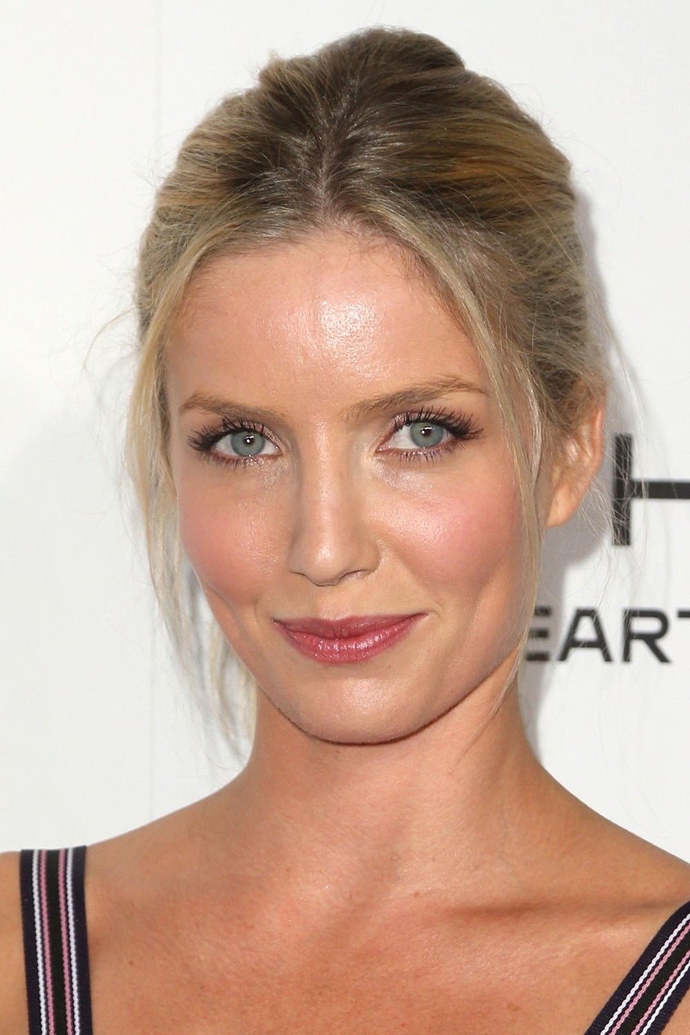 Bild von Annabelle Wallis