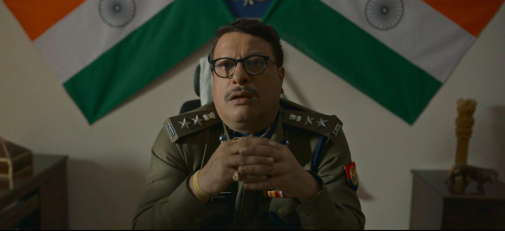 Raat Akeli Hai