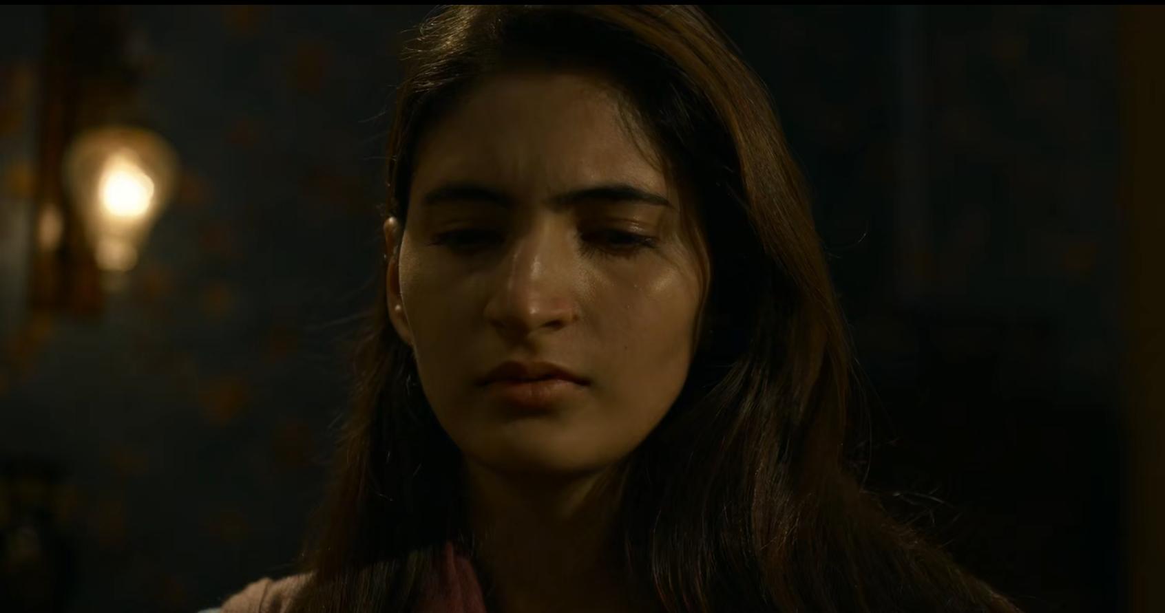 Raat Akeli Hai