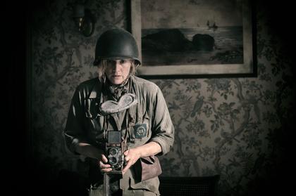 Die Fotografin (OV)