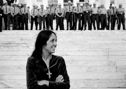 Joan Baez - I am a Noise