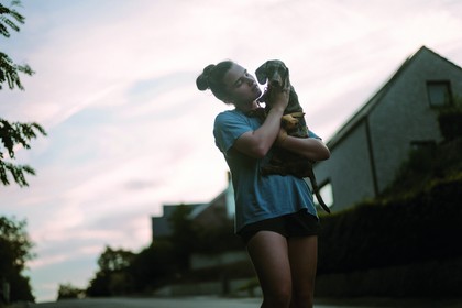 Julie bleibt still