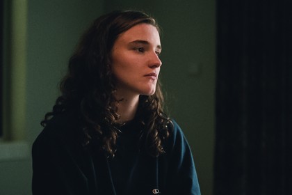 Julie bleibt still